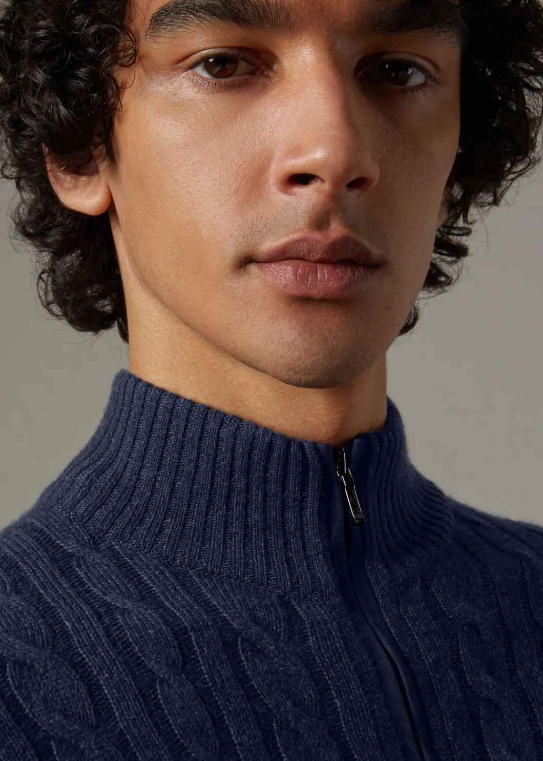 Hot Bomber Man Knitwear