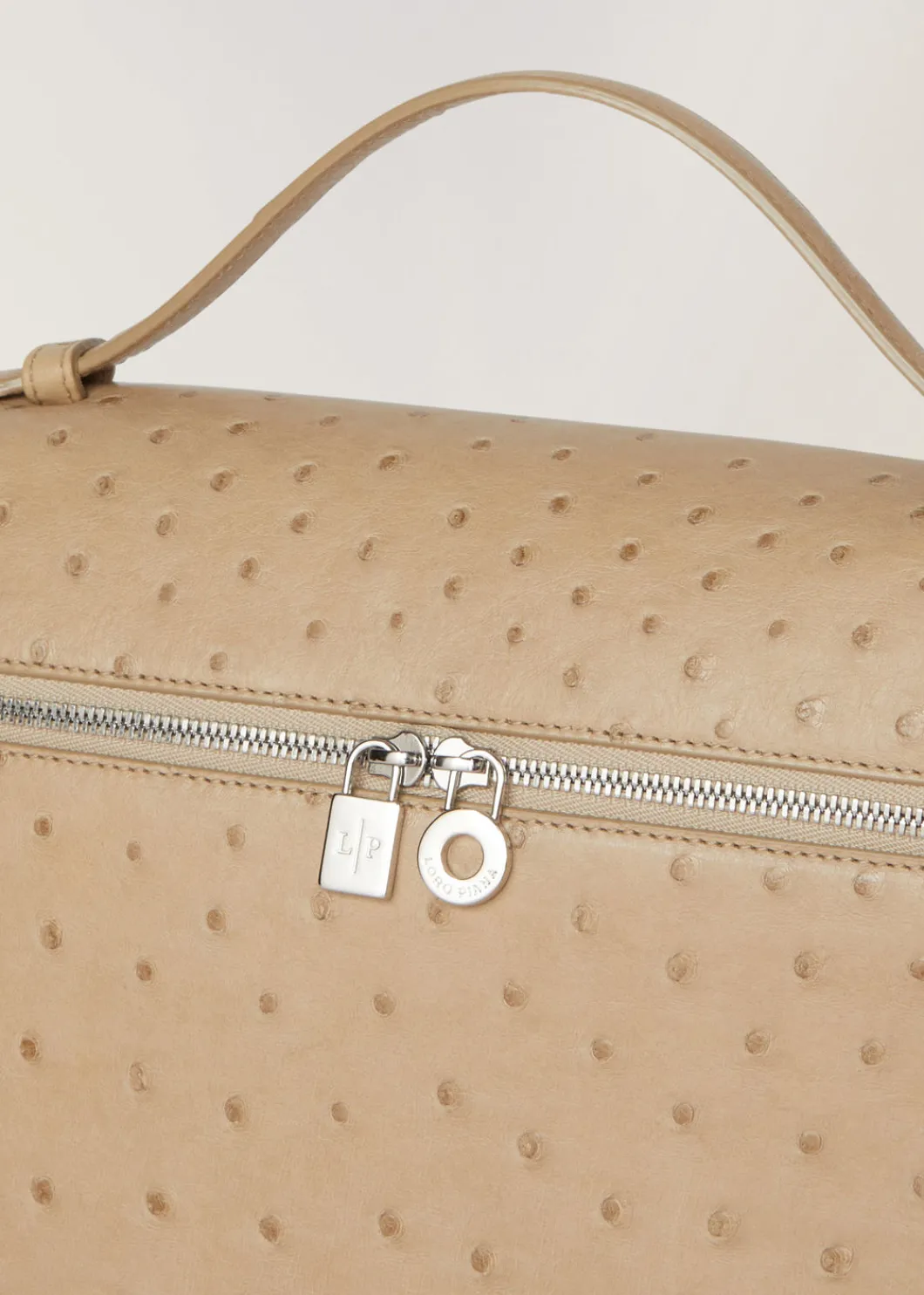 Fashion Extra Pocket Pouch L 27 Woman Pouches