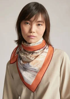Shop Rome The Eternal City Maxi Foulard Woman Stoles